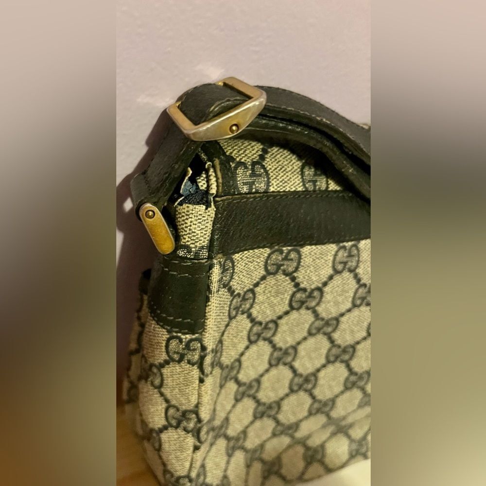 Gucci Vintage Leather Bag - Authentic - Picture 6 of 11